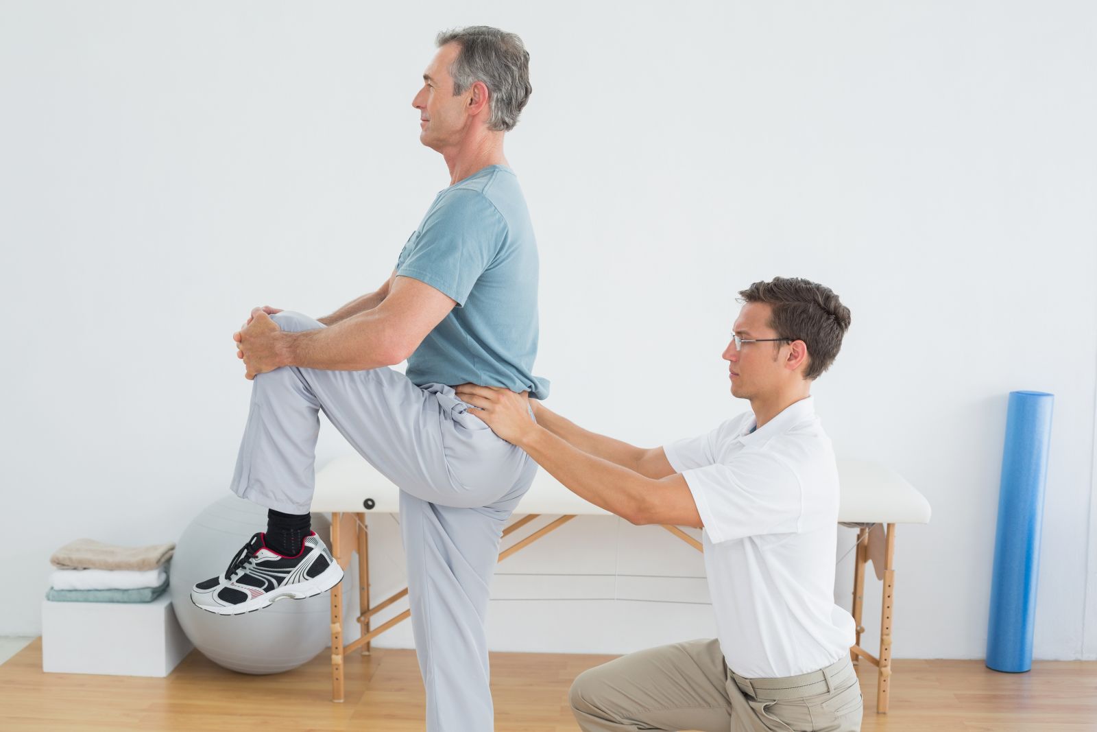 Physical Therapy Can Ease Lower Back Pain - Lifecare Physiotherapy